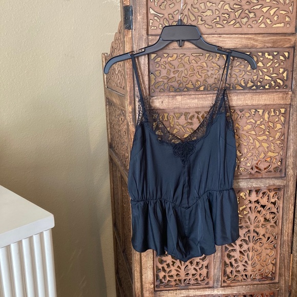 Michael Costello REVOLVE Lace Top Tank - Picture 6 of 6